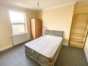 2 bedroom Flat to rent in Lowfield Road, West Hampstead,...