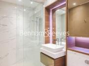 2 Bedroom flat to rent in Neroli House, Piazza Walk, E1