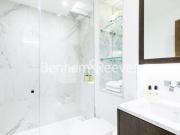 2 Bedroom flat to rent in Prince of Wales Terrace,...