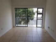 2 Bedroom Flat to Rent in South Road Table View