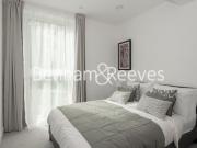2 Bedroom flat to rent in Sovereign Court, Hammersmith, W6