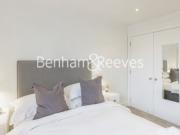 2 Bedroom flat to rent in Townmead Road, Imperial Wharf, SW6