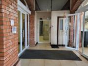 2 Bedroom Flat to Rent in Walmer Heights Buffelsfontein Road