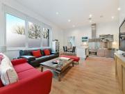 2 bedroom flat to rent in Wapping, E1W