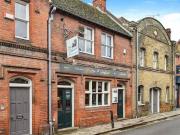 2 bedroom Flat to rent, New Street, Sandwich, CT13 £925 pcm