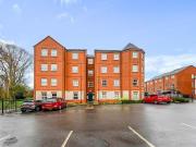 2 bedroom Flat to rent, Palmerston Road, Ilkeston, DE7...