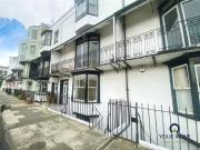2 bedroom Flat to rent, Spencer Square, Ramsgate, CT11...