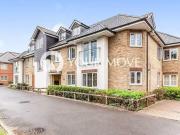 2 bedroom Flat to rent, Stoneylands Road, Egham, TW20...