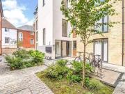 2 bedroom Flat to rent, Stour Street, Canterbury, CT1...