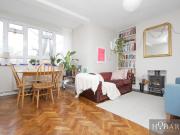 2 Bedroom Flat with balconies for Let