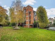 2+ bedroom flat/apartment for sale in Beaufort Road,...