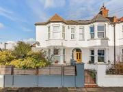 2 Bedroom Ground Flat