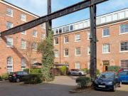 2 Bedroom Ground Flat