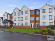 2 Bedroom Ground Flat