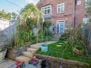 2 Bedroom Ground Flat