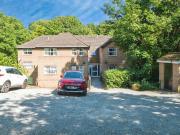 2 bedroom ground flat for sale