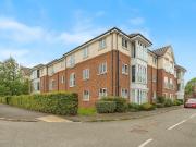 2 bedroom ground flat for sale