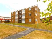 2 bedroom ground flat for sale