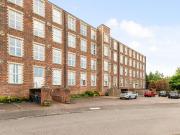 2 bedroom ground flat for sale