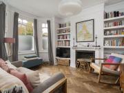 2 bedroom ground flat for sale