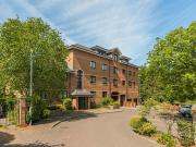 2 bedroom ground flat for sale