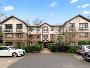 2 bedroom ground flat for sale