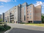 2 bedroom ground flat for sale