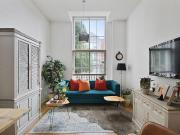 2 bedroom ground flat for sale