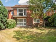 2 bedroom ground flat for sale