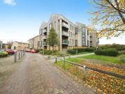 2 bedroom ground flat for sale