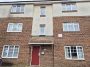 2 bedroom ground flat for sale