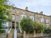 2 bedroom ground flat for sale