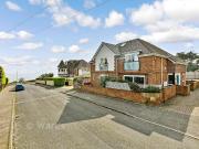 2 bedroom ground flat for sale