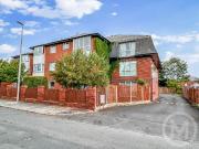 2 bedroom ground flat for sale