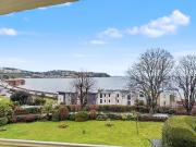 2 bedroom ground flat for sale