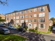 2 bedroom ground flat for sale