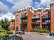 2 bedroom ground flat for sale