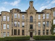 2 bedroom ground flat for sale