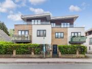 2 bedroom ground flat for sale