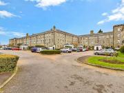 2 bedroom ground flat for sale
