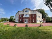 2 bedroom ground flat for sale