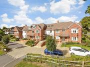 2 bedroom ground flat for sale