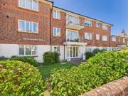 2 bedroom ground flat for sale