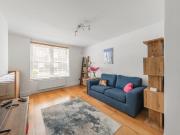 2 bedroom ground flat for sale