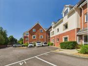 2 bedroom ground flat for sale