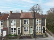 2 bedroom ground flat for sale