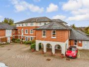 2 bedroom ground flat for sale