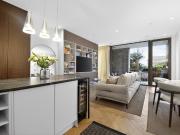 2 bedroom ground flat for sale