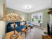 2 bedroom ground flat for sale