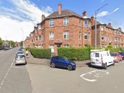 2 bedroom ground flat for sale